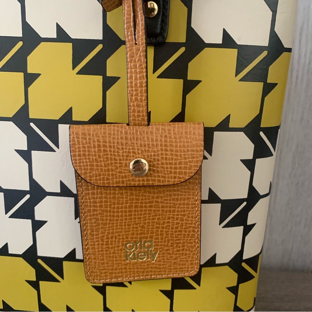 Orla Kiely Sycamore Leaf Printed Willow Tote Bag Leather Mustard Yellow - Picture 4 of 11